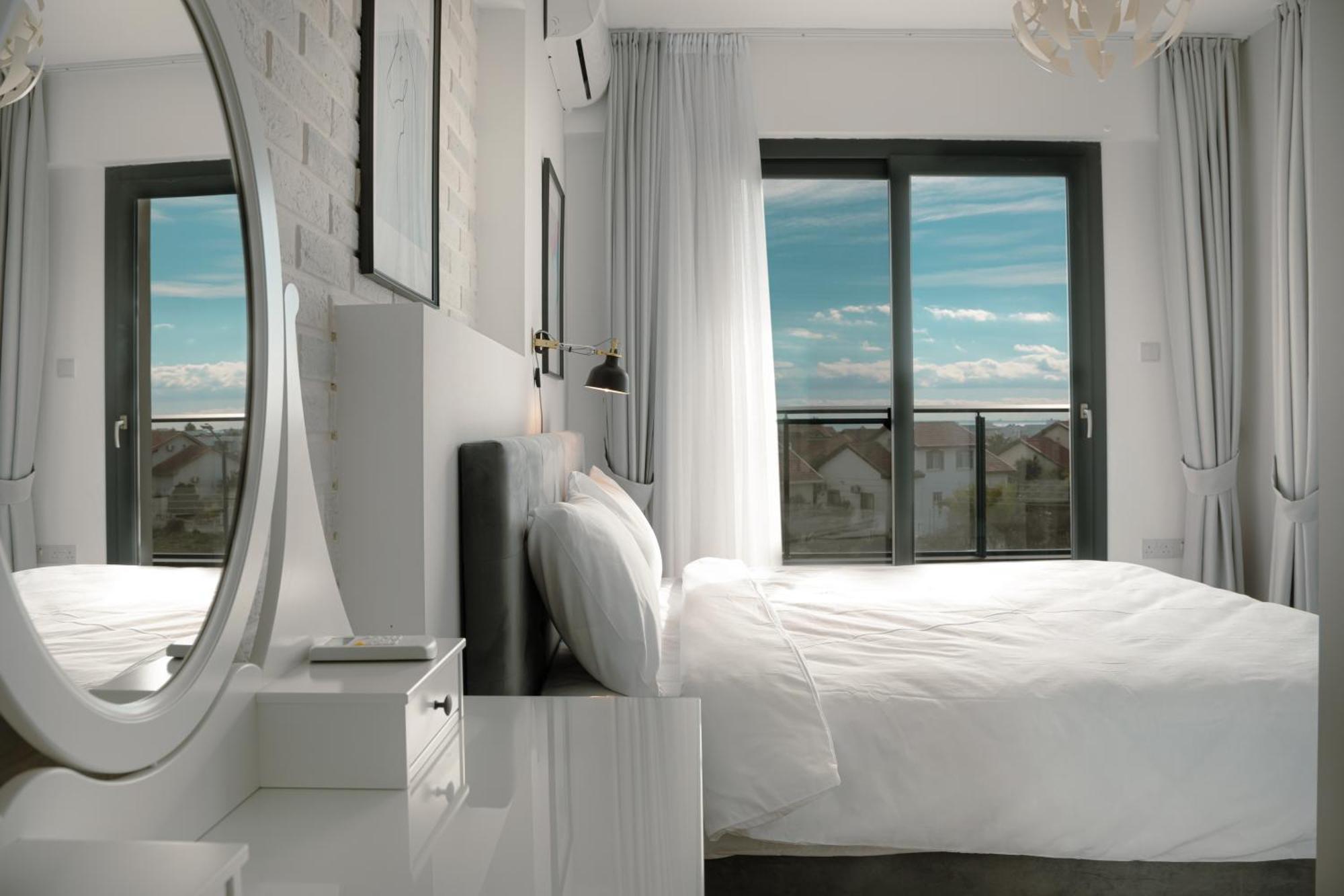 Terra Apartments In Caesar Blue Resort, Fixed Lunch Till 3Pm, Gym, Heated Pool, Sauna, Kids Club Rizokarpaso Extérieur photo