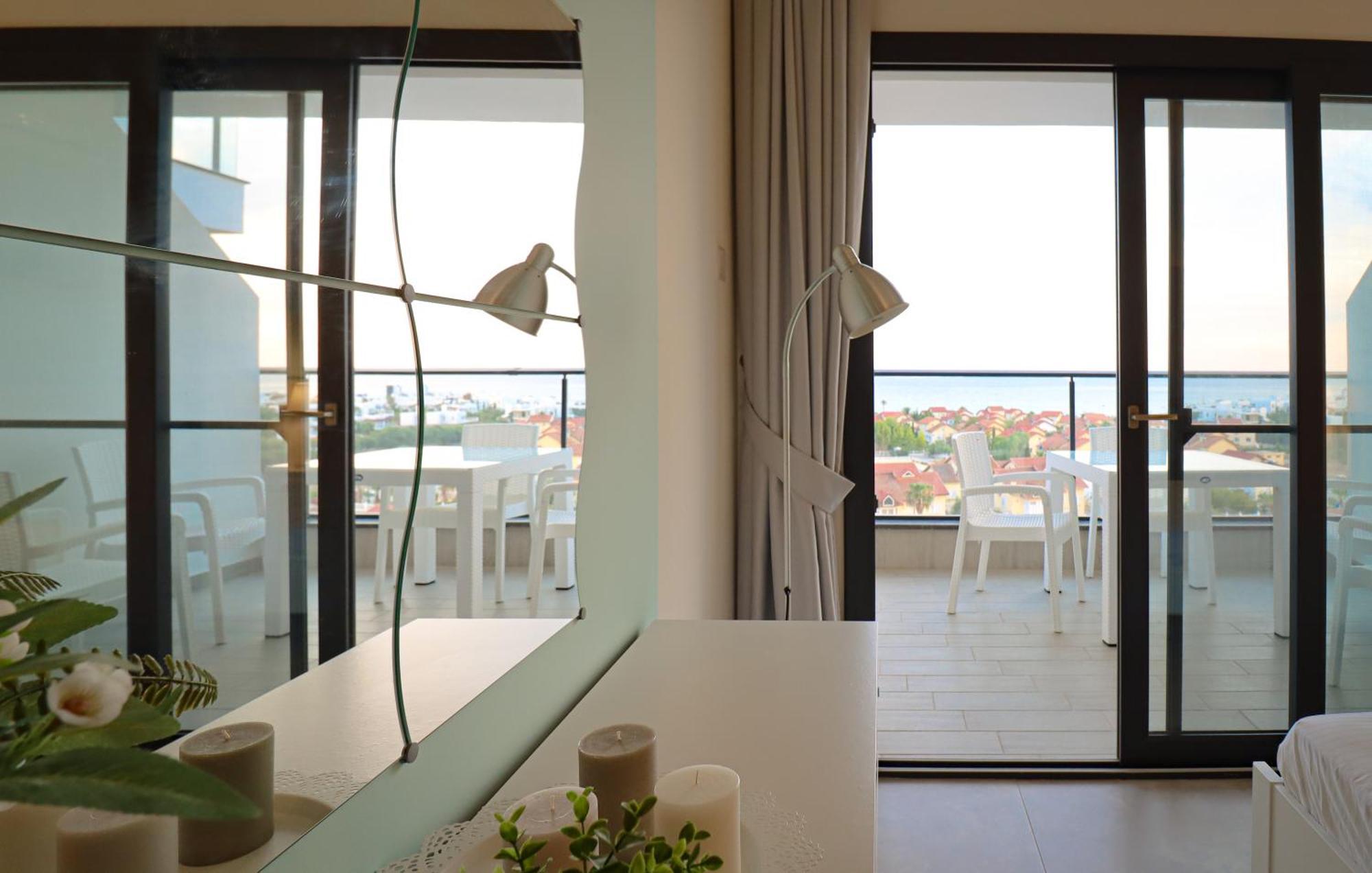 Terra Apartments In Caesar Blue Resort, Fixed Lunch Till 3Pm, Gym, Heated Pool, Sauna, Kids Club Rizokarpaso Extérieur photo
